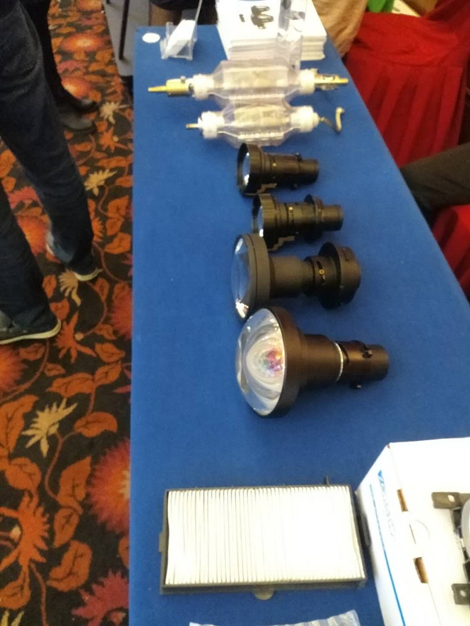 1512705636133470.jpg 微信图片_20171208114421.jpg